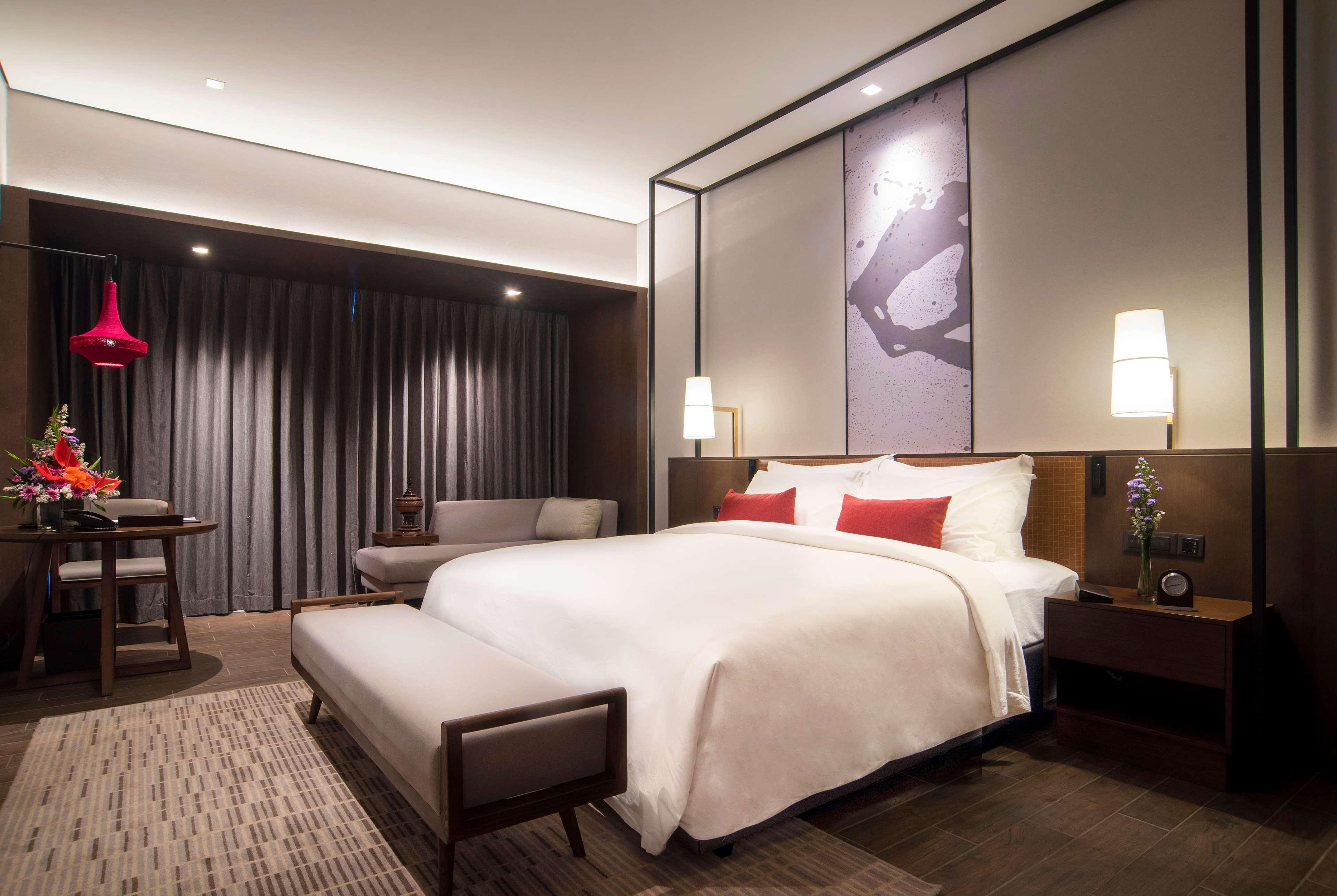 Wyndham Grand Yangon Hotel Exterior photo