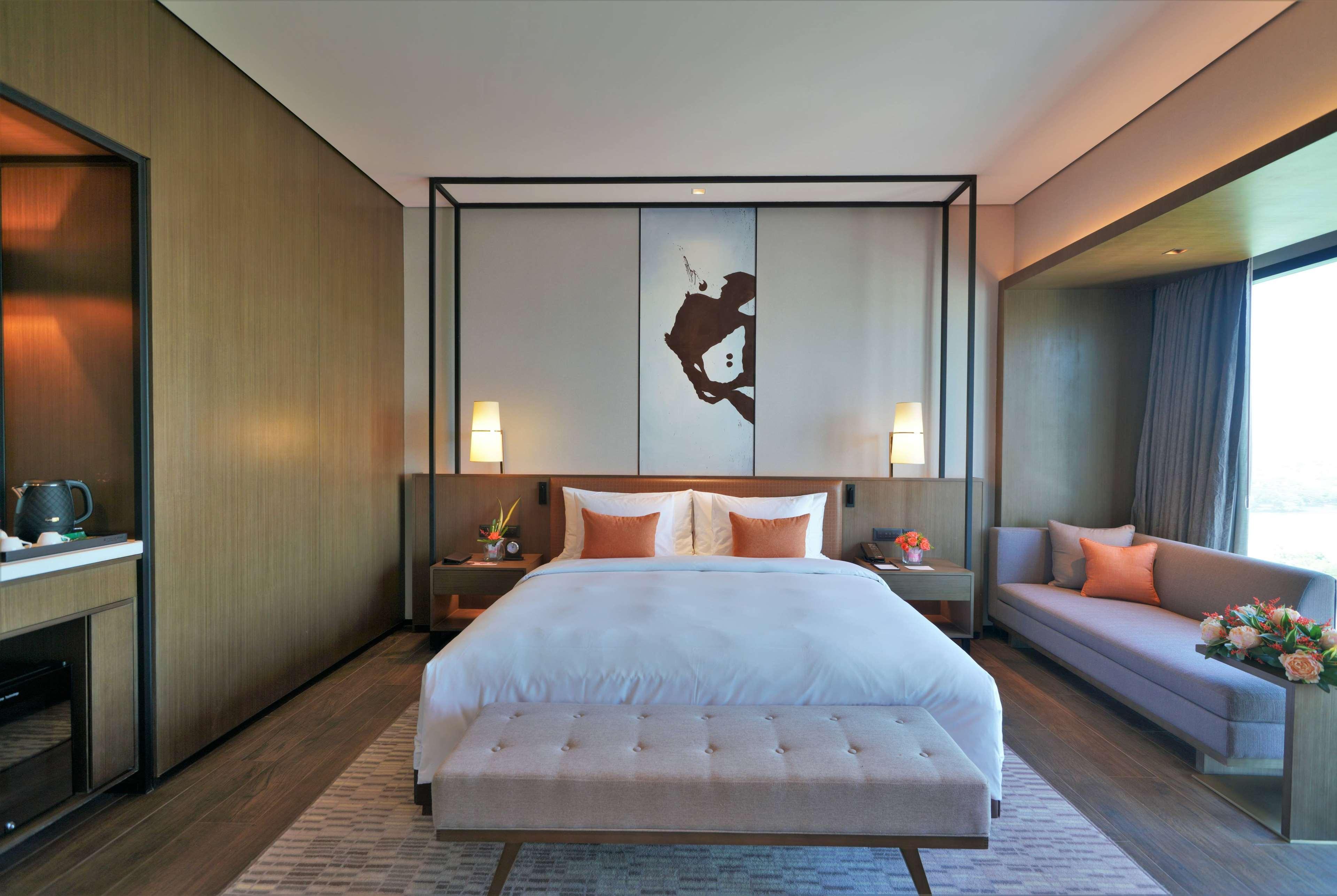 Wyndham Grand Yangon Hotel Exterior photo