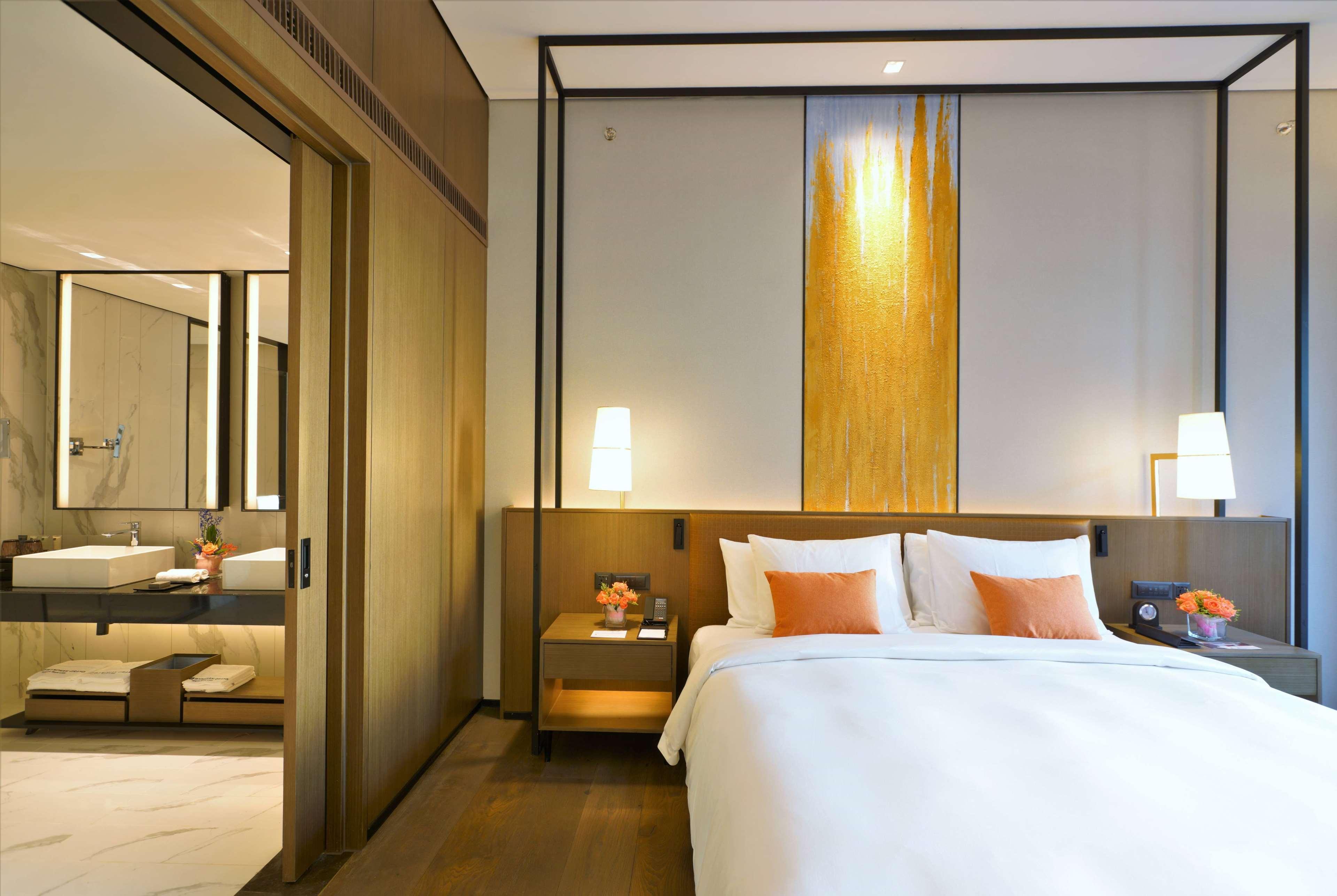 Wyndham Grand Yangon Hotel Exterior photo