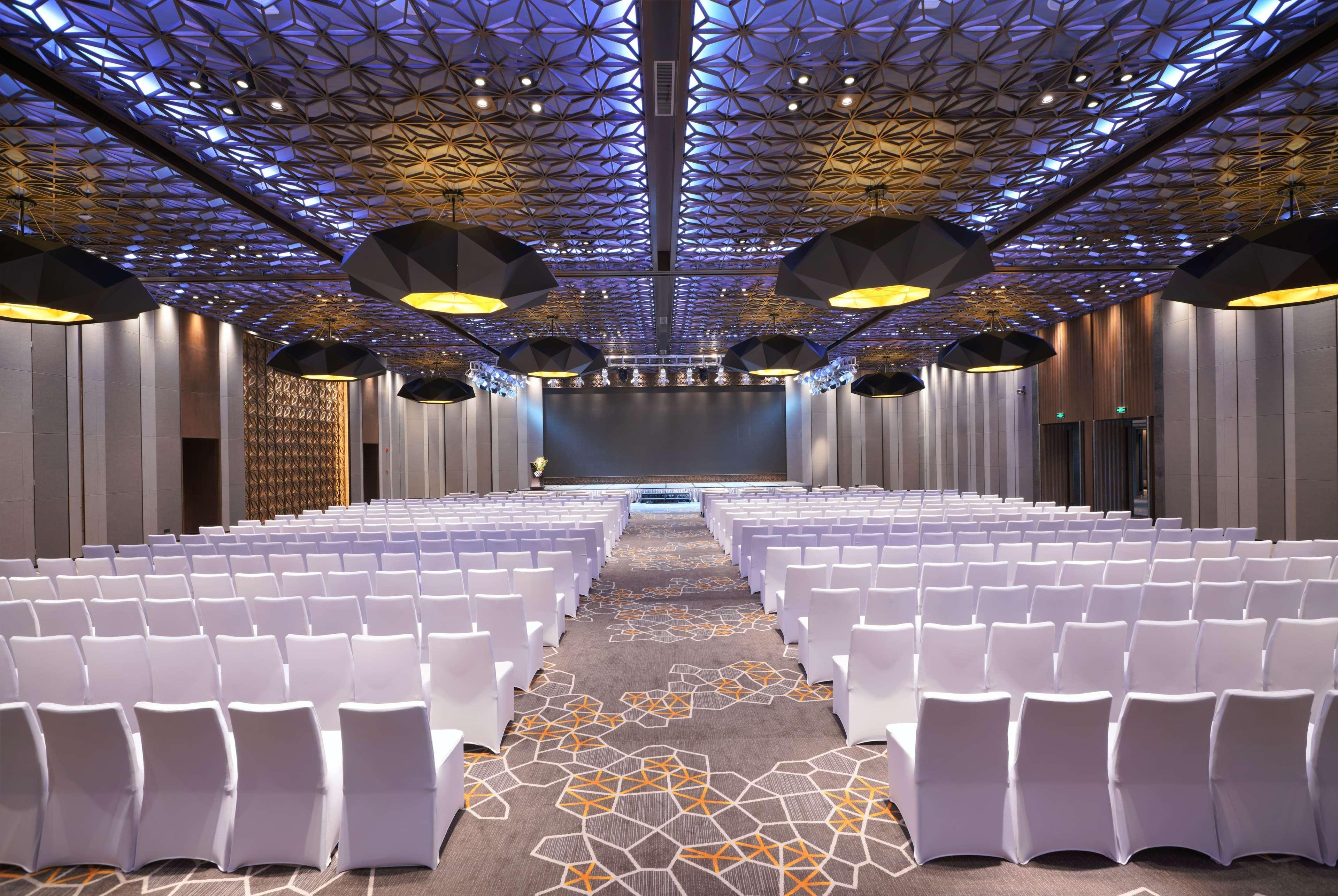 Wyndham Grand Yangon Hotel Exterior photo