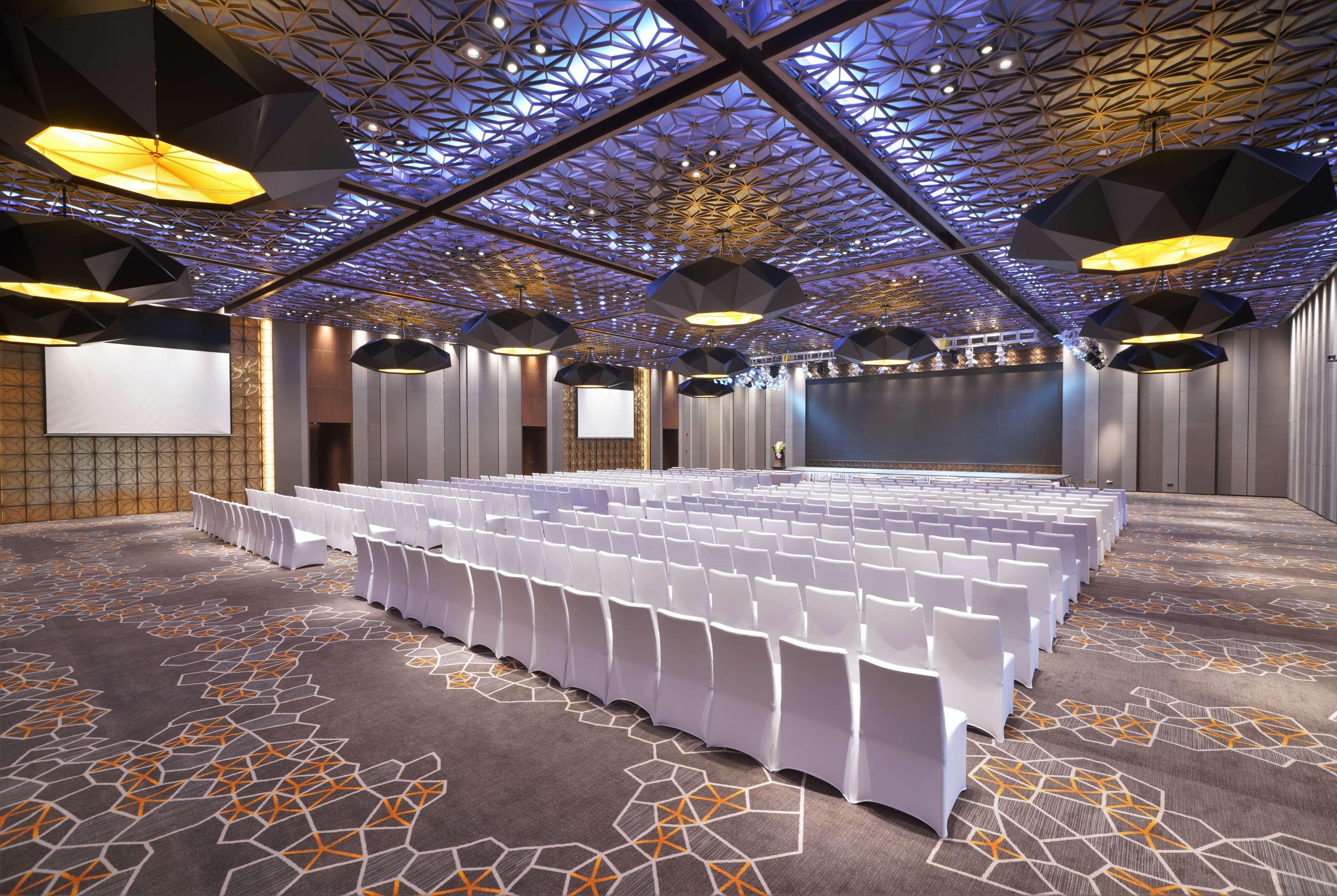 Wyndham Grand Yangon Hotel Exterior photo