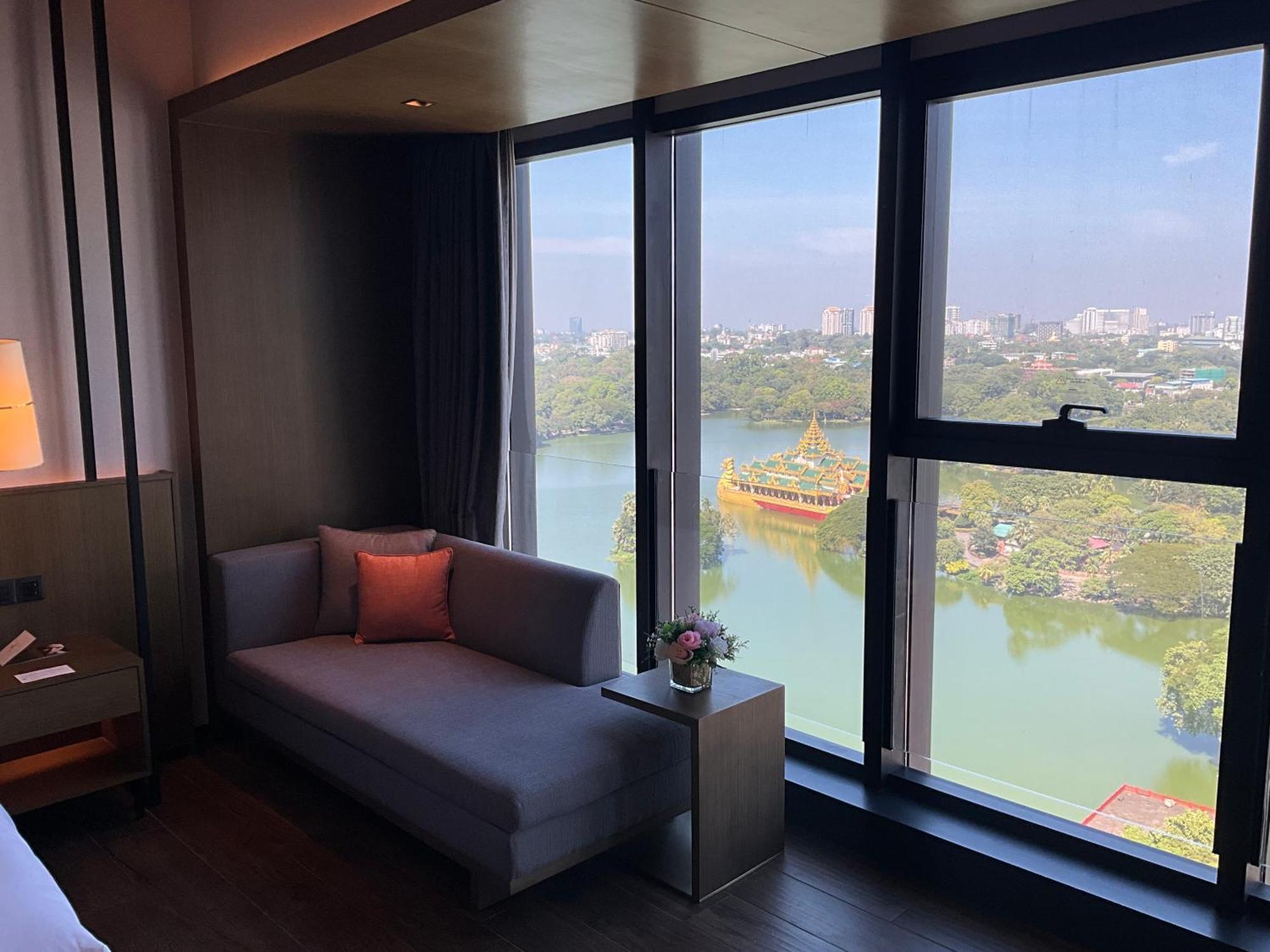 Wyndham Grand Yangon Hotel Exterior photo