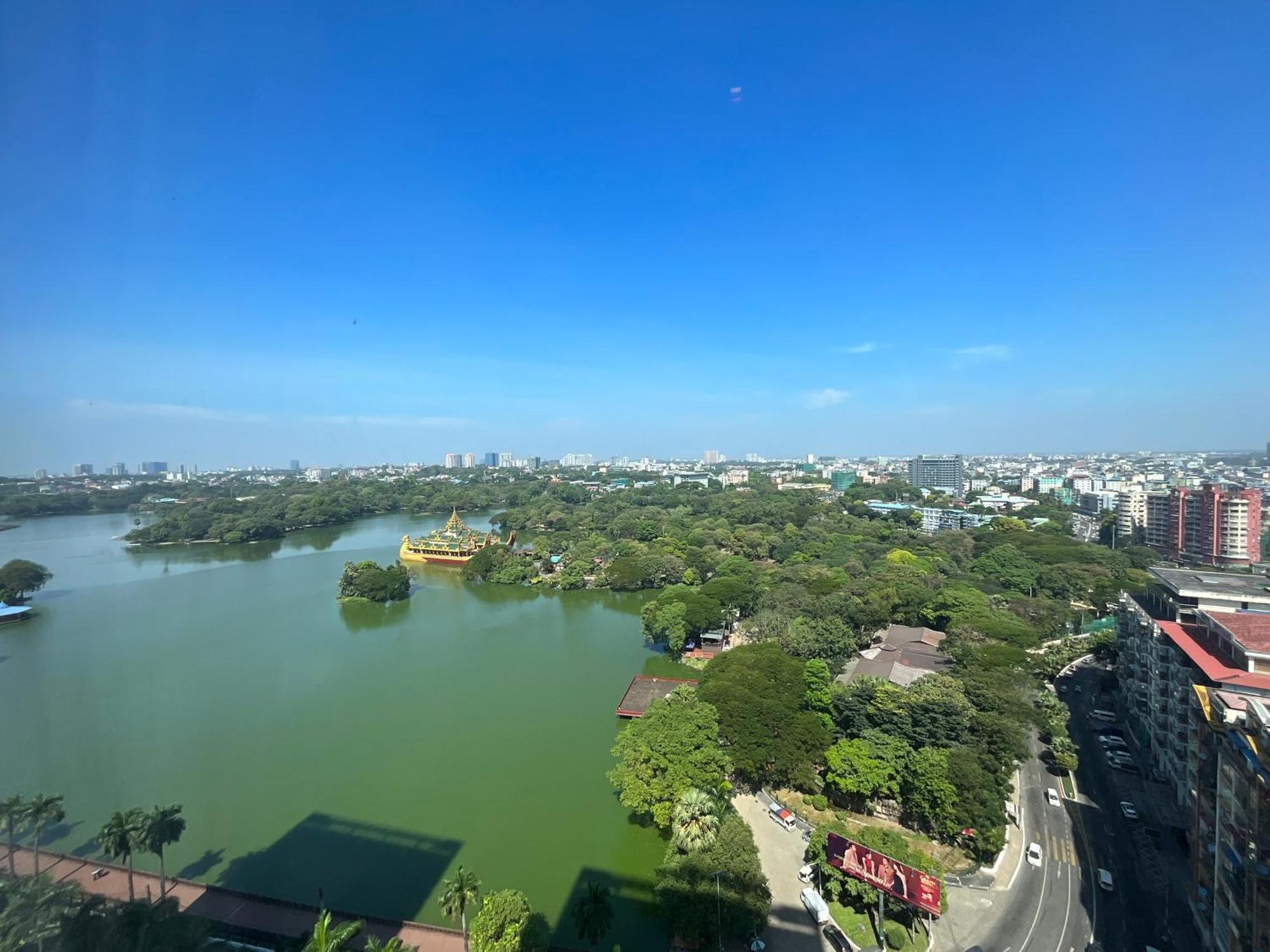 Wyndham Grand Yangon Hotel Exterior photo