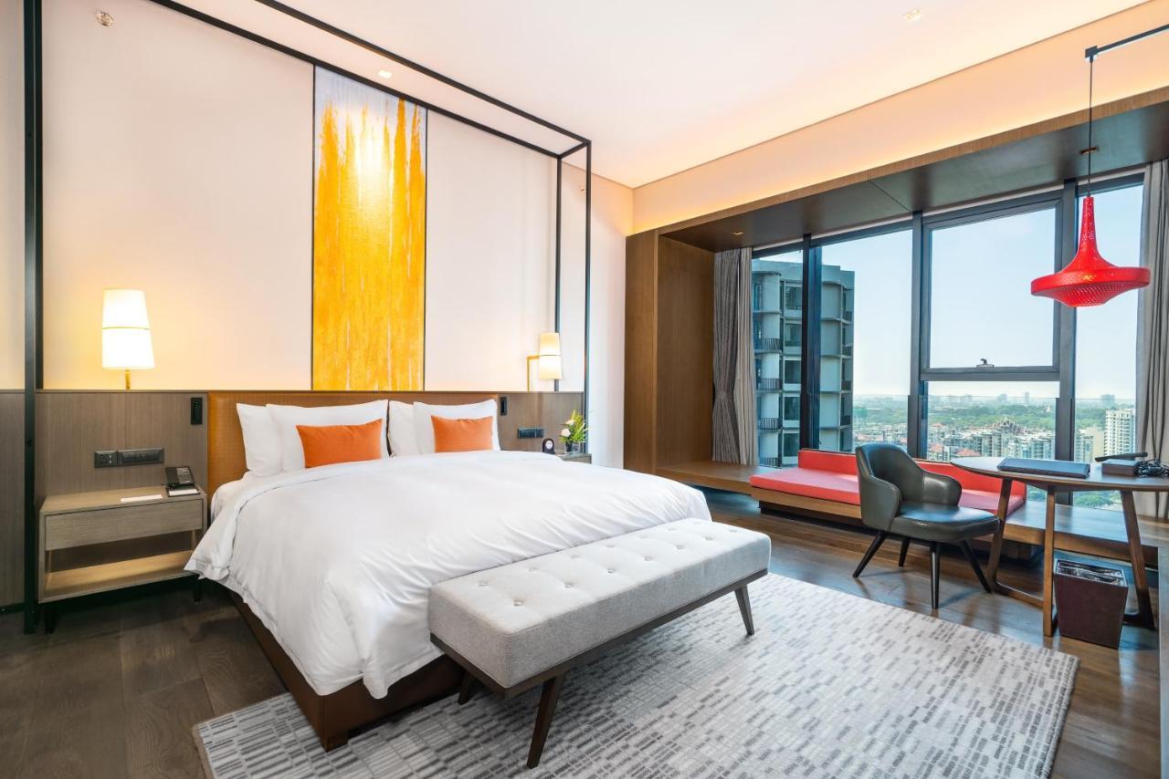 Wyndham Grand Yangon Hotel Exterior photo
